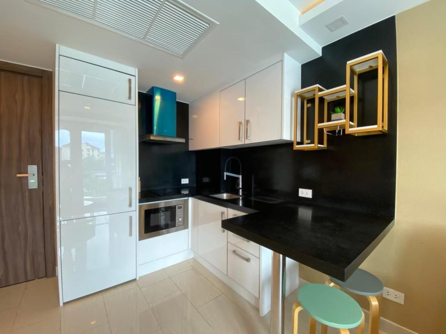 Apartment Grand Avenue X Monthstayz Thailand Pattaya