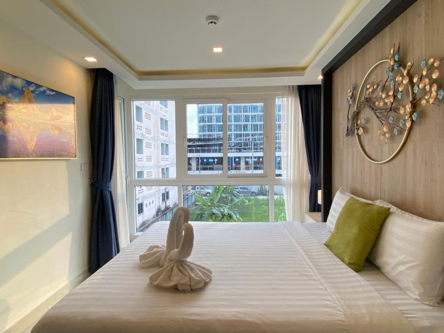 Apartment Grand Avenue X Monthstayz Thailand Pattaya