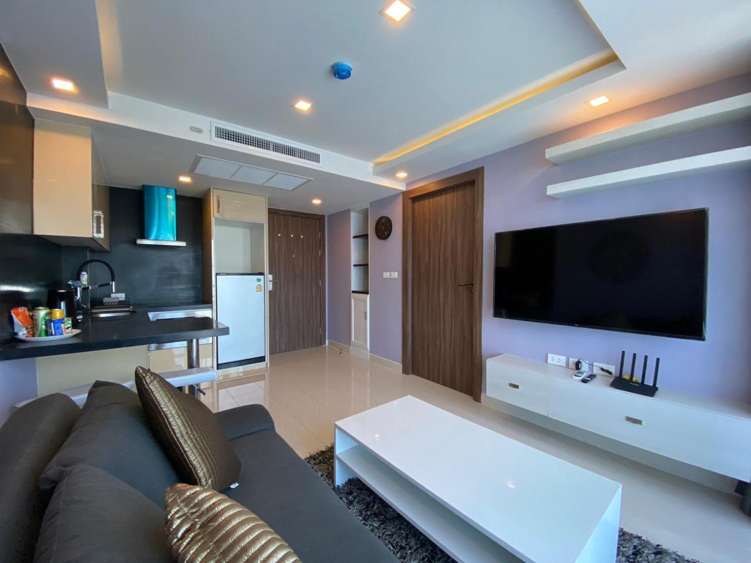 Apartment Grand Avenue X Monthstayz Thailand Pattaya